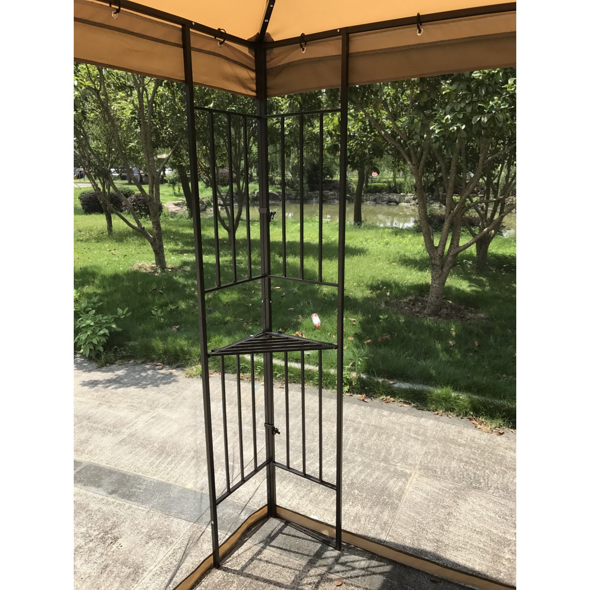 10' x 10 'Metal Gazebo With Double Roof And Netting