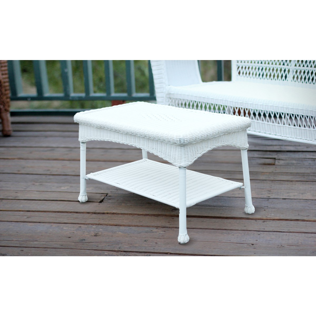 White wicker shop coffee table outdoor