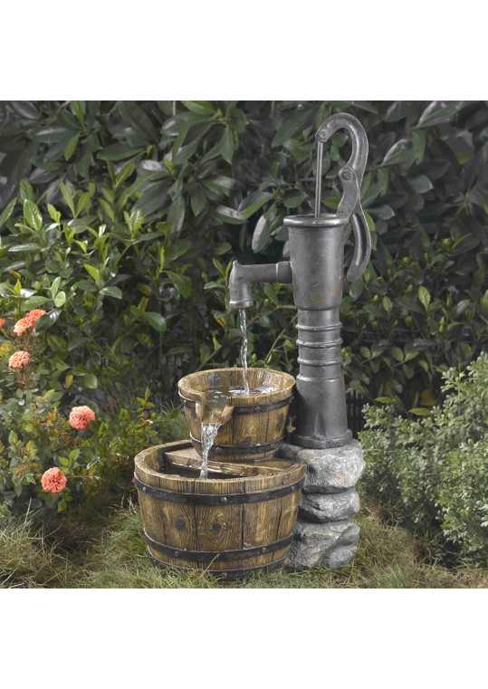 Old Fashion Water Pump Water Fountain