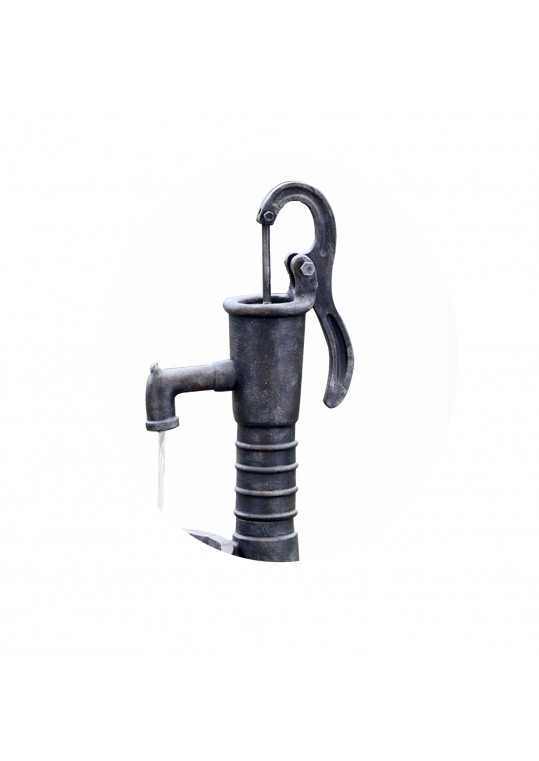 Old Fashion Water Pump Water Fountain